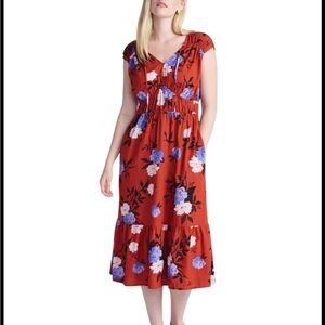 Time and Tru Floral Midi Dress With Pockets.